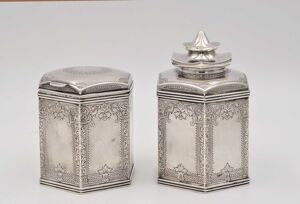 Серебряная чайница и сахарница. Москва. 1880-е годы.